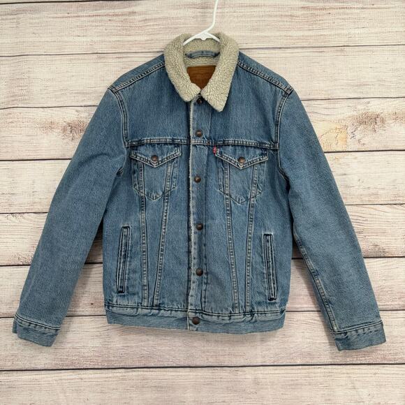 Levi's Premium Sherpa Lined Denim Trucker jacket Mens Medium Blue Medium Wash - Picture 1 of 15